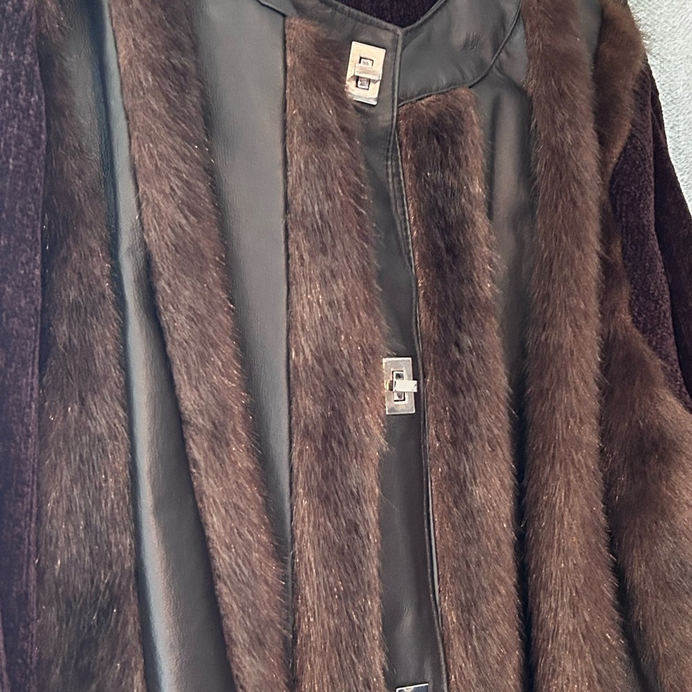 Lisa International Black and Brown Teddy Jacket - Picture 2 of 4